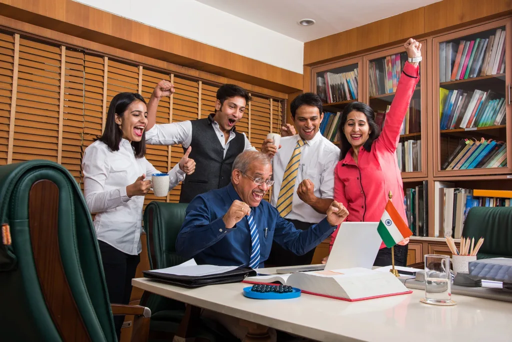 क्यों डिजिटल प्लेटफॉर्म एजेंसियों से बेहतर प्रदर्शन करते हैं